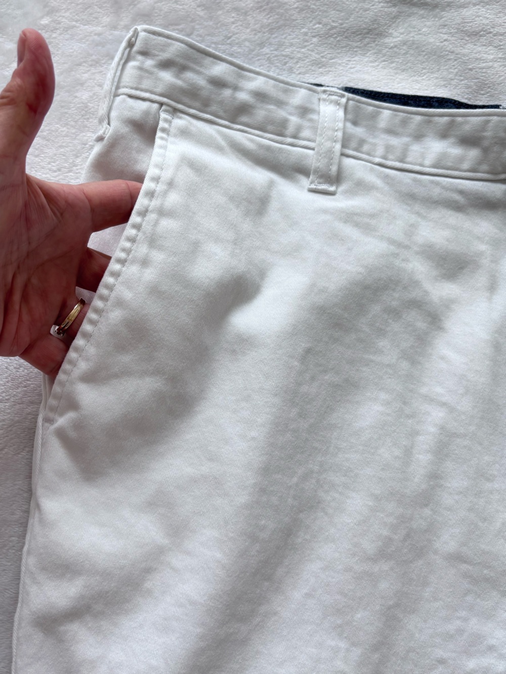 NAUTICA Men's White The Deck Stretch Classic Fit Flat Front Shorts--EUC--36 - Picture 3 of 11
